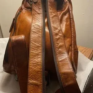 Bags | 10 Columbia Leather Backpack | Poshmark display picture 1